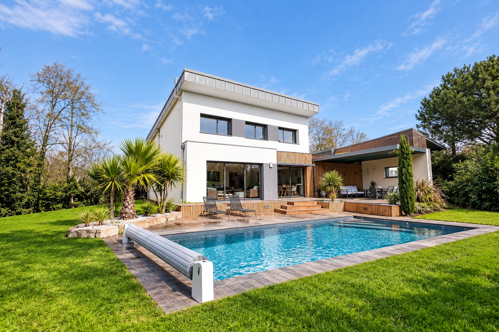 maison-contemporaine-architecte-piscine-meucon