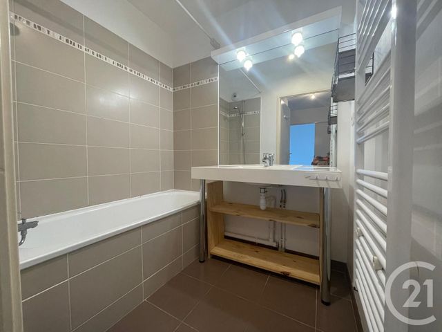 Appartement T2 à vendre - 2 pièces - 42.8 m2 - ST AVE - 56 - BRETAGNE - Century 21 Beaulieu