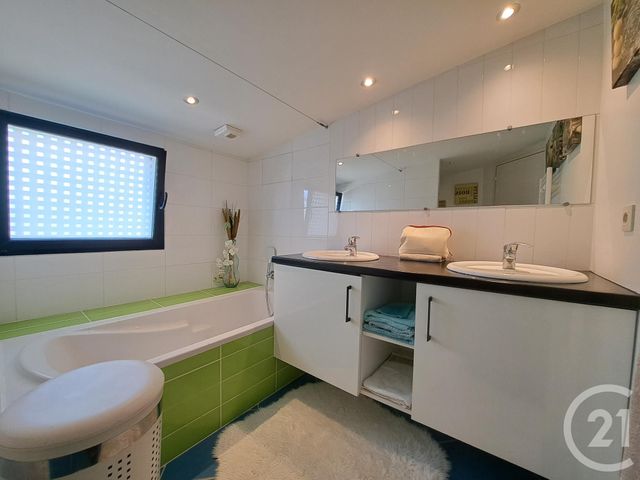 maison à vendre - 6 pièces - 142.3 m2 - MONTERBLANC - 56 - BRETAGNE - Century 21 Beaulieu