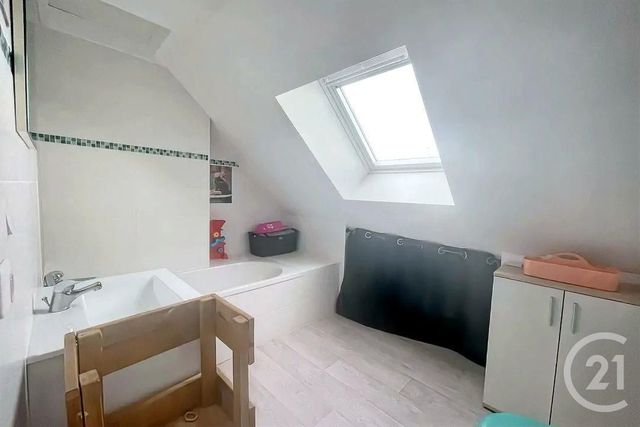 maison à vendre - 5 pièces - 202.2 m2 - MONTERBLANC - 56 - BRETAGNE - Century 21 Beaulieu