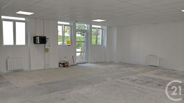 Appartement Local à vendre - 1 pièce - 92.0 m2 - VANNES - 56 - BRETAGNE - Century 21 Beaulieu