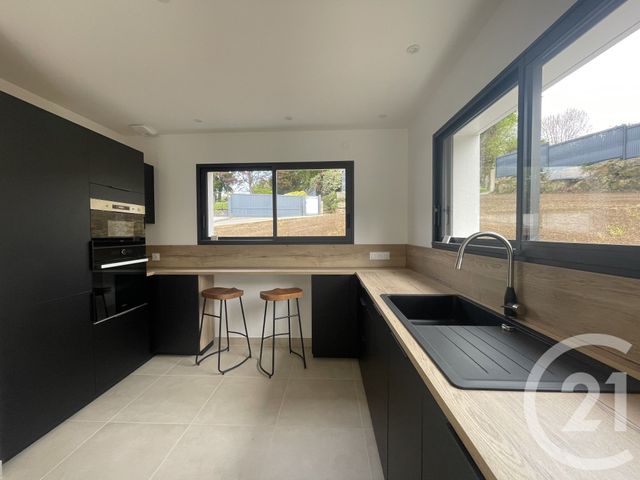 Afficher la photo en grand maison à vendre - 6 pièces - 142.07 m2 - ELVEN - 56 - BRETAGNE - Century 21 Beaulieu