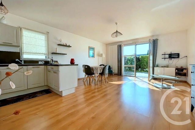 Appartement F3 à vendre MEUCON